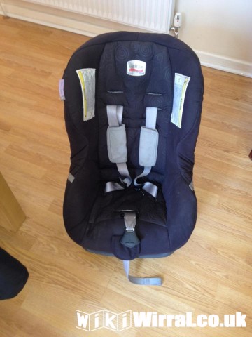 Attached picture elaine britax car seat £35ovno.jpg